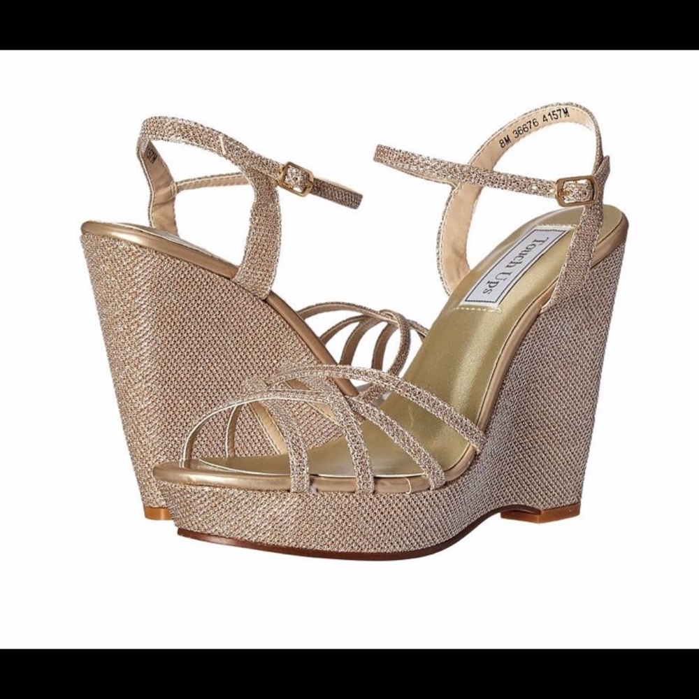 Touch Ups Benjamin Walk Wedge Sandals New Size 9M